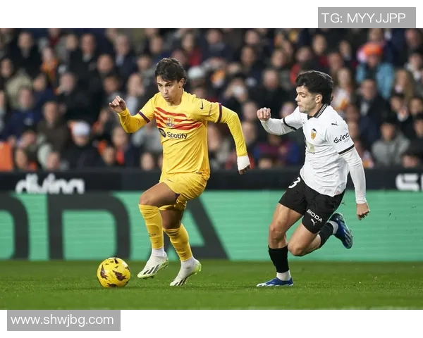 当足球巨星遇见冷艳超模爱恋交织在荣耀与迷惘之间